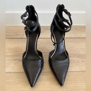 Gianni Bini Tillman Heels